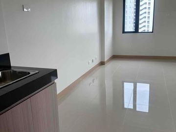 2BR Style Residences SM Mandurriao Iloilo Walking Distance to everything u need