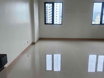 2BR Style Residences SM Mandurriao Iloilo Walking Distance to everything u need