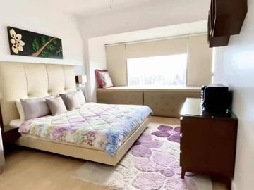 One Shangri-La Place 3 Bedroom North Tower for Sale