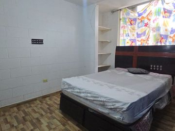 VENDO CASA MARTINETE CERCADO LIMA