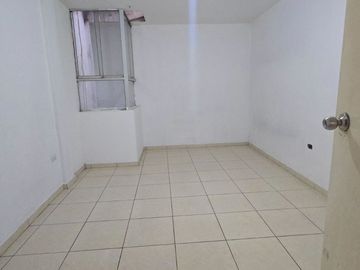 VENDO CASA MARTINETE CERCADO LIMA