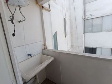 Av CONSTANTINO CARVALLO 321 Dpto 7xx  Santa Catalina LVC