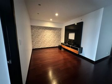 Oportunidad Única: Departamento de Lujo con Vista Directa al Golf Los Incas – Edificio MOON, Surco.