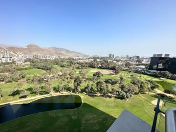 Oportunidad Única: Departamento de Lujo con Vista Directa al Golf Los Incas – Edificio MOON, Surco.