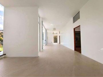 Brandnew House and Lot with Pool in Neogan Tagaytay-EGR