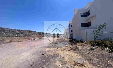 VENTA DE 2 TERRENOS AV FRAY JUNÍPERO SERRA QUERÉTARO USO DE SUELO MIXTO