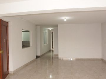 ¡Ocasión Edificio A Un Paso De Ovalo Naranjal 4 pisos independientes