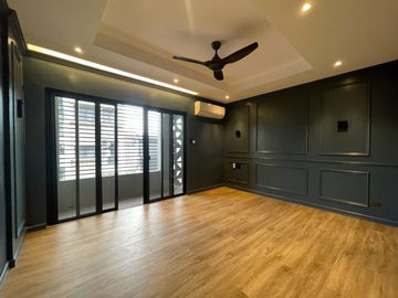 4-STOREY MODERN CLASSIC STYLE TOWNHOUSE IN LA LOMA, QUEZON CITY
