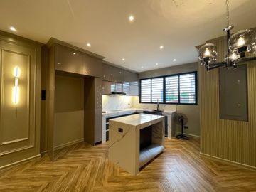 4-STOREY MODERN CLASSIC STYLE TOWNHOUSE IN LA LOMA, QUEZON CITY
