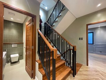 4-STOREY MODERN CLASSIC STYLE TOWNHOUSE IN LA LOMA, QUEZON CITY