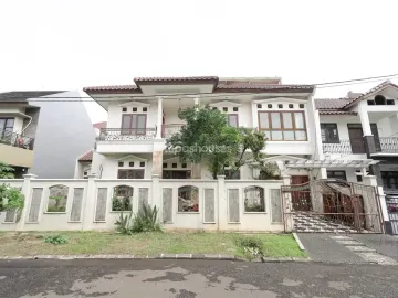 Jual Cepat Rumah Citra Gran Cibubur - 3M Turun 1,7M dari 4,7M - Beli Tanah dapat Rumah Mewah 2,5 Lantai 300+m2
