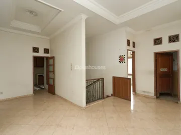 Jual Cepat Rumah Citra Gran Cibubur - 3M Turun 1,7M dari 4,7M - Beli Tanah dapat Rumah Mewah 2,5 Lantai 300+m2