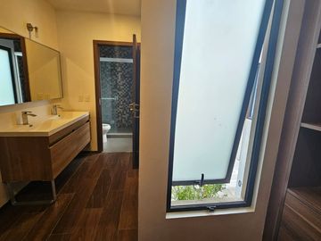 VENTA DE CASA NUEVA EN TOLUCA EN VINDEZA