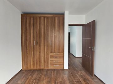 VENTA DE CASA NUEVA EN TOLUCA EN VINDEZA