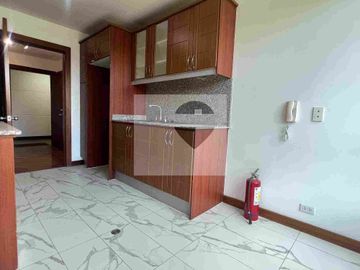 VENTA DEPARTAMENTO CUMBAYÁ