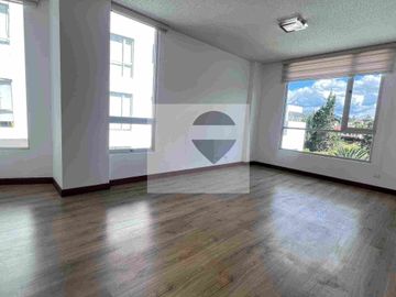 VENTA DEPARTAMENTO CUMBAYÁ