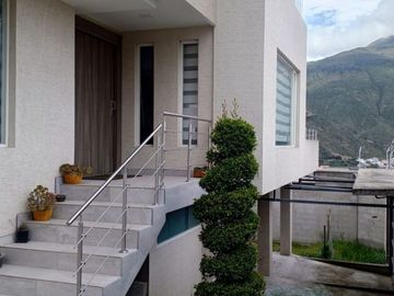 En Venta Linda Casa Independiente en Carcelén - Barrio La Josefina