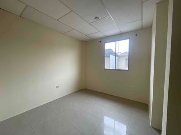 Venta de Casa en Metrópolis