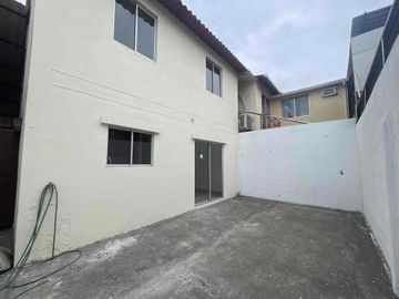 Venta de Casa en Metrópolis
