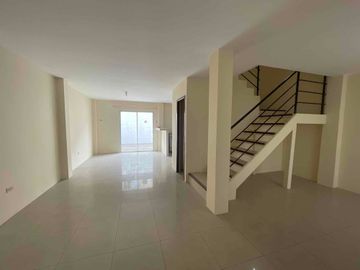 Venta de Casa en Metrópolis