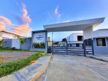 VENTA DE CASA ESQUINERA UBICADA EN EL UVO CONJUNTO RESIDENCIAL LA MERCED - POPAYÁN CAUCA.