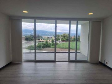 Se arrienda Departamento con terraza