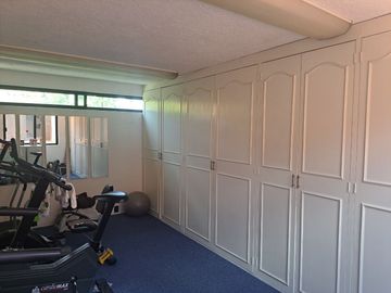 Casa en Venta en Jurica de una planta con amplio jardin