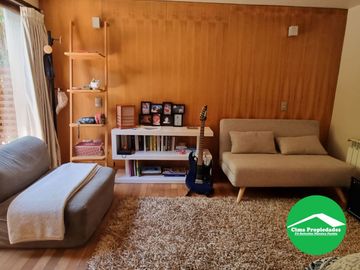 ¡Vive el lujo y la naturaleza en Lonco! Piscina, terraza y vistas panorámicas