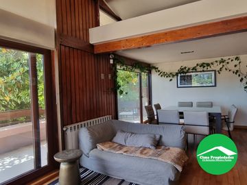 ¡Vive el lujo y la naturaleza en Lonco! Piscina, terraza y vistas panorámicas
