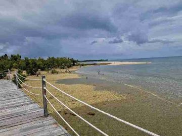 House for sale in Danao City, Cebu, Aduna Beach Villas