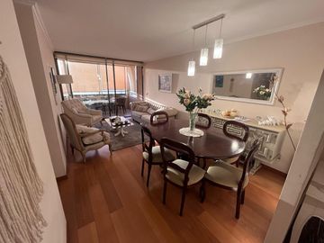 Departamento en barrio residencial