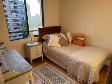 Departamento en barrio residencial