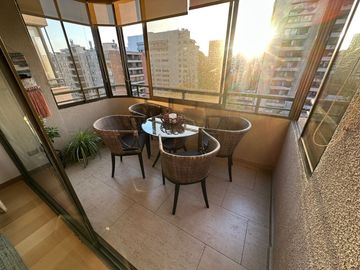 Departamento en barrio residencial