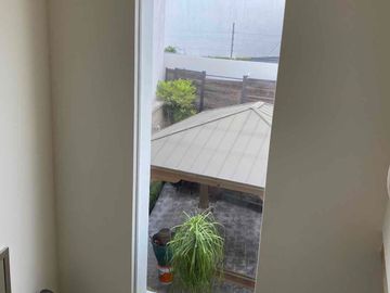 Residencia en Venta en Punta del Este, león, Gto, fracc. privado, zona ibero, terreno 100% plano, óptimas condiciones.