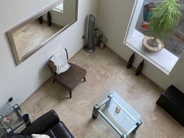 Residencia en Venta en Punta del Este, león, Gto, fracc. privado, zona ibero, terreno 100% plano, óptimas condiciones.