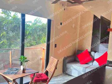 Loft en venta amueblado y equipado en región 15 con alberca