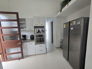 VENDO ESPECTACULAR CASA CAMPESTRE EN ANAPOIMA CUNDINAMARCA