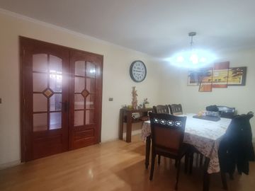 Casa 4 Dorm 3 Baños 3 Est. Residencia Sta Delia La Florida