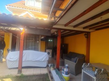 Casa 4 Dorm 3 Baños 3 Est. Residencia Sta Delia La Florida