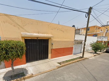 Casa En Venta En Calle 17 col. Estado de México En Nezahualcóyotl