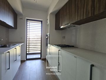 VENTA | 2 Dormitorios | Av. Caseros 242, Punta del Río - Refinería