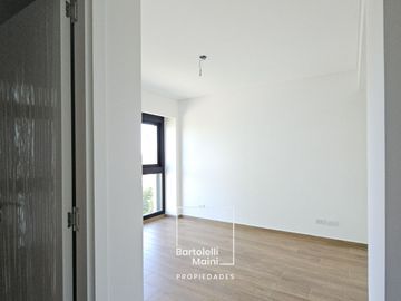VENTA | 2 Dormitorios | Av. Caseros 242, Punta del Río - Refinería
