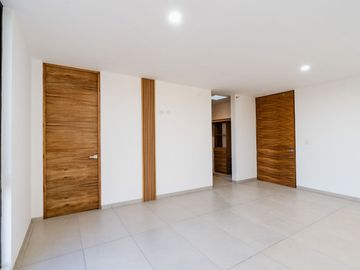 ✨ Vive como siempre soñaste en una casa que lo tiene todo Con 4 amplias recámaras, roof garden y acabados premium, esta joya está dentro de un coto pr