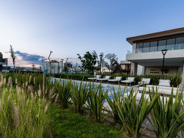 ✨ Vive como siempre soñaste en una casa que lo tiene todo Con 4 amplias recámaras, roof garden y acabados premium, esta joya está dentro de un coto pr