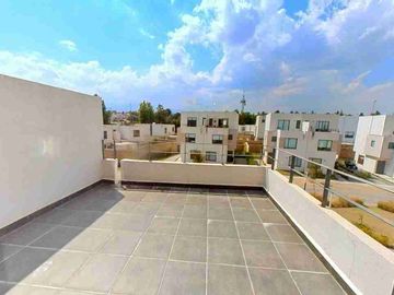 CASA EN VILLAS DEL CAMPO CALIMAYA CON JARDIN
