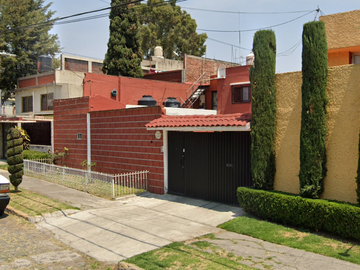 Casa en Venta en Lomas Estrella, Iztapalapa.
