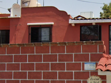 Casa en Venta en Lomas Estrella, Iztapalapa.