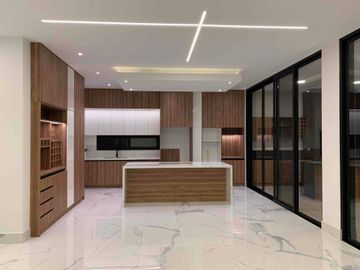 VENDO O ALQUILO CASA POR ESTRENAR EN ISLA MOCOLÍ