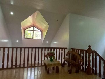 Preowned House and Lot in Guinhawa Tagaytay -EGR