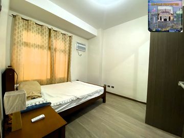 1 BEDROOM WITH PARKING IN GALLERIA RESIDENCES CEBU